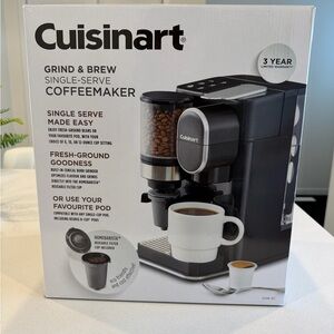 Cuisinart Black Coffee Maker with Built-In Grinder
